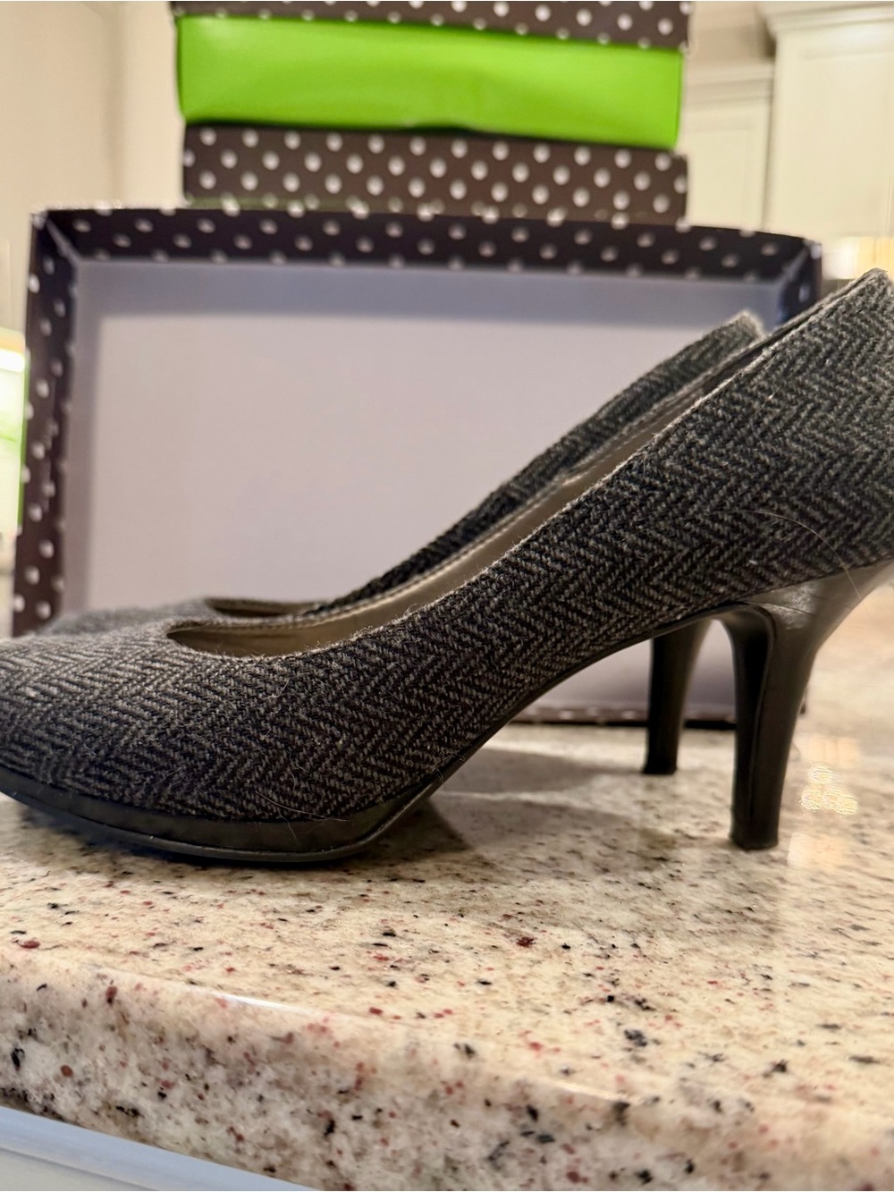 Classic Gray Tweed Women's Pumps - Elegant Heel